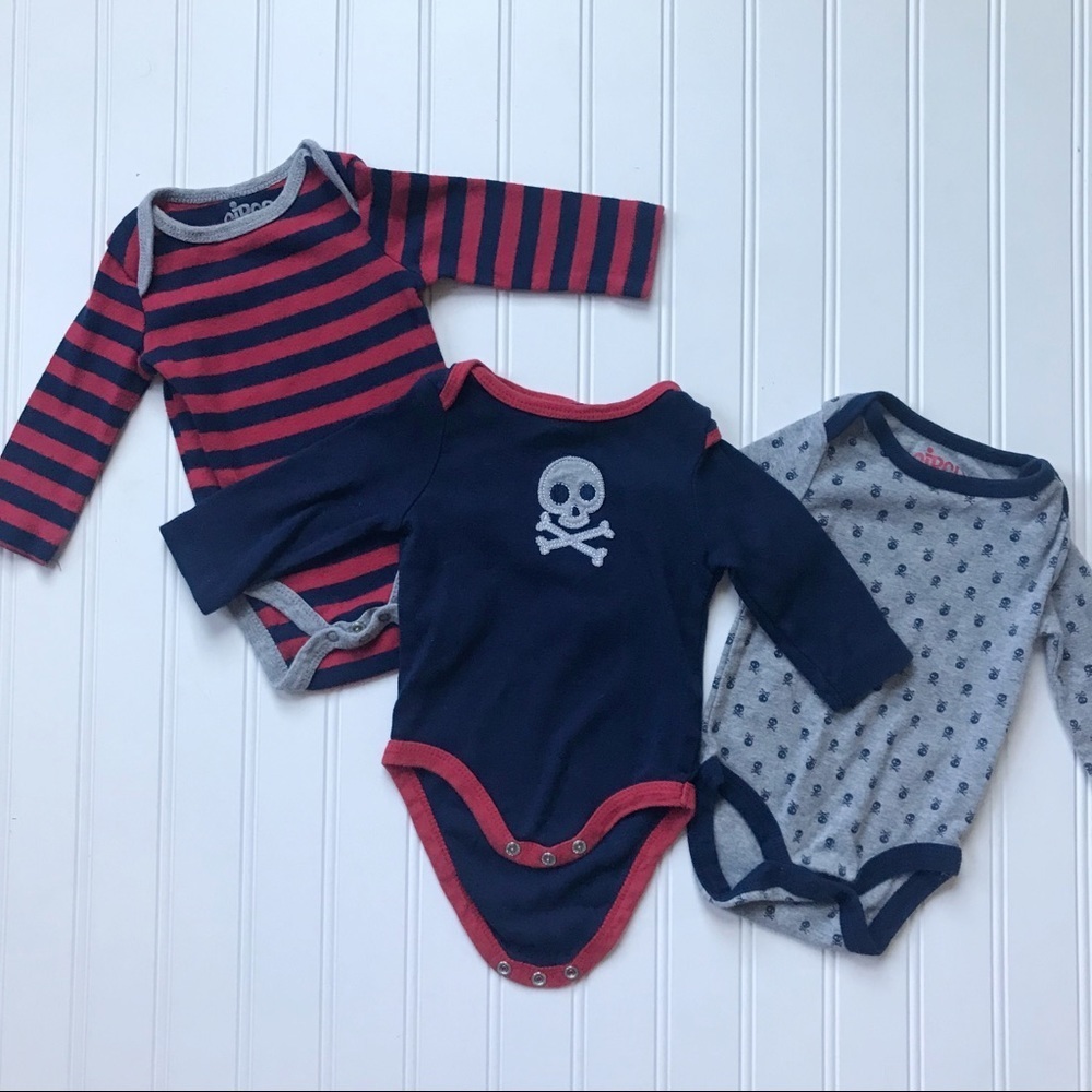 •Circo• pirate onesies-set of 3
